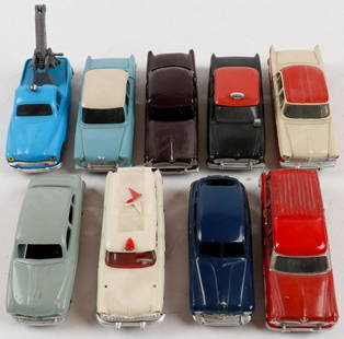 Simca 9-parts model cars: Bundle, E.g. manufacturer Quiralu, Dinki Toys and Norev, E.g. type Vedette, Chambord, Ariane etc., M. 1:43, unplayed, partly new painted; Please note: during transport small parts may become loose. We