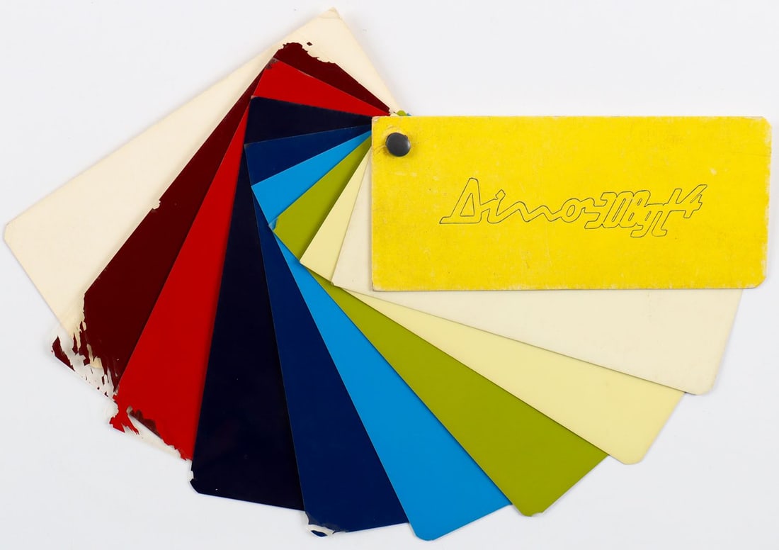 Ferrari Color fan Glidden Salchi for Dino 308 GT 4 with 8 p: With 8 paint colors with color code, e.g. Azzuro Cielo, Verde Germoglio etc. Manufacturer Glidden Salchi, 3 paint colors with flaws