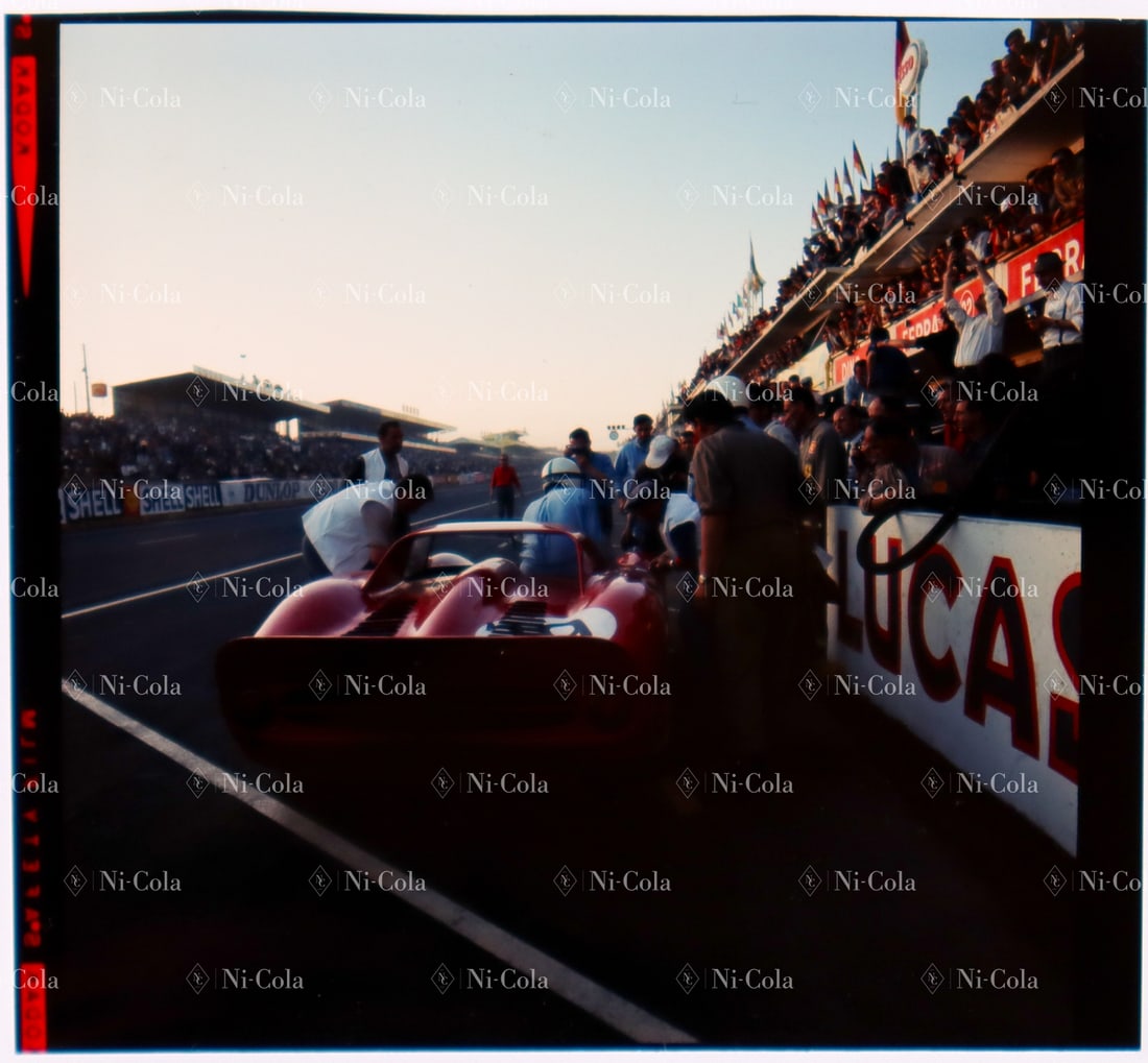 Ferrari Original color negative 24 hours of Le Mans 1965: John Surtees gets out of his 330 P2 s/n 0828 at dawn at the pits, professional photo, exceptional photo, 6 x 6 cm