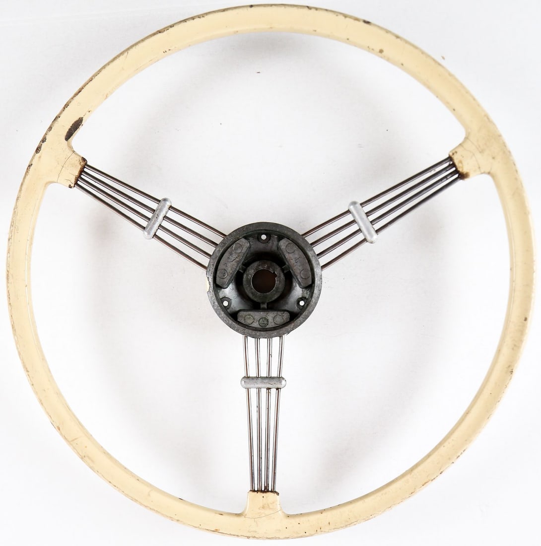 Porsche Banjo - steering wheel for type 356A and 550 Spyder: Manufacturer: Petri, color: ivory, diameter: 42 cm