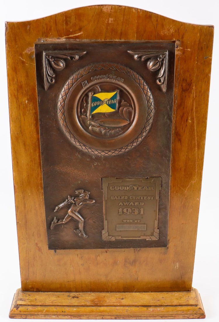 Automobilia  Wooden plaque with bronze plate of Goodyear fr (1 of 1)