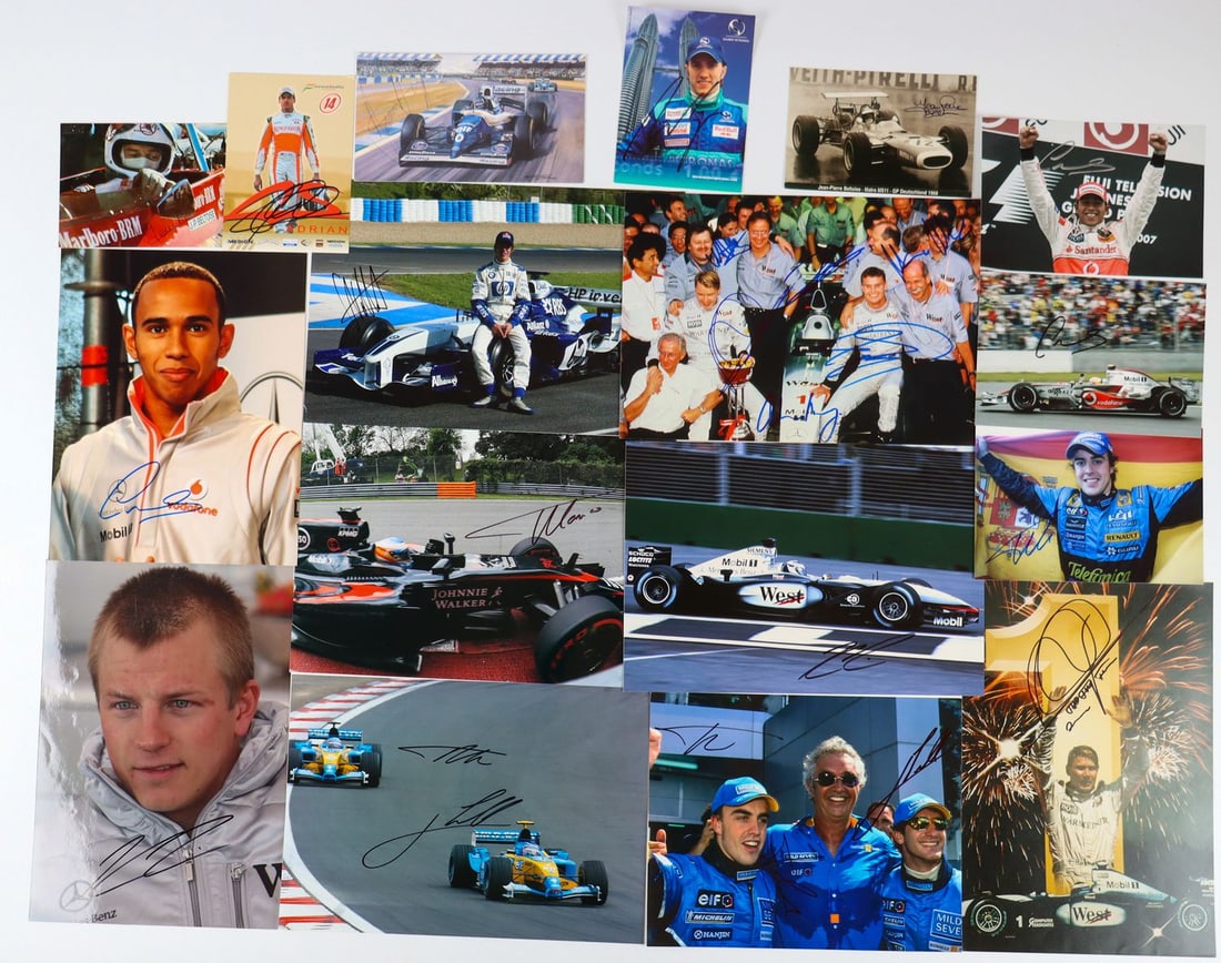 Autogramm 25 Signatures of Formula 1 Racing Drivers: For example David Coulthard, Fernando Alonso, Flavio Briatore, Jarno Trulli, Lewis Hamilton, Kimi Räikkönen, Sebastian Vettel, Jean-Pierre Beltoise etc.
