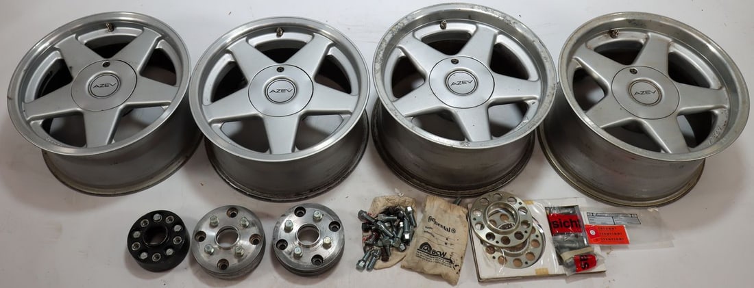 Automobilia 1 set of AZEV rims (1 of 4)