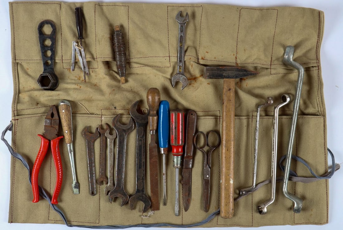 Automobilia 19-piece on-board tool set circa 60s/70s: E.g. Manufacturer: Super Steel, used