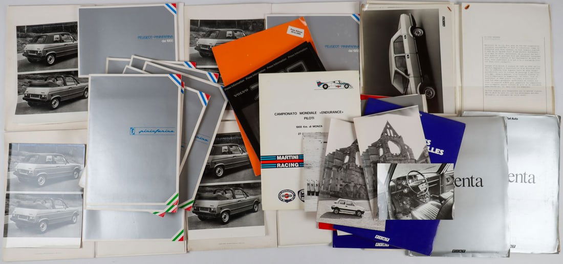 Automobilia 20 press kits from the 1980s: 2x Fiat Martini Racing Team 1985, 10x Peugeot-Pininfarina Typ Spider Europa, 4x Fiat Argenta, 2x Fiat Martini Racing 1985 etc., press kits are complete with numerous press photos, slides, brochures an