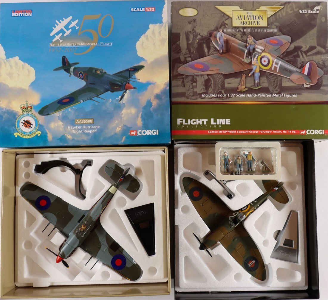 Automobilia 2x Aircraft model from manufacturer Corgi (1 of 3)