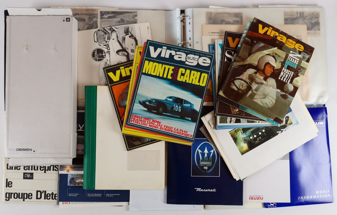 Automobilia Approximately 110 pieces from the 1960s-2000s: Magazine Virage Auto from the 1960s, glove compartment folder Peugeot 504/404, press kits, e.g. Isuzu, Maserati Ghibli, Michelin, Audi, Volvo, General Motors, Renault, etc., brochures, Opel from the 1