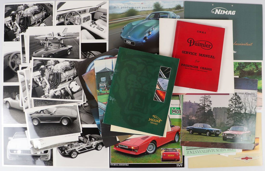 Automobilia Approx. 110 pieces English manufacturers 1940s- (1 of 1)