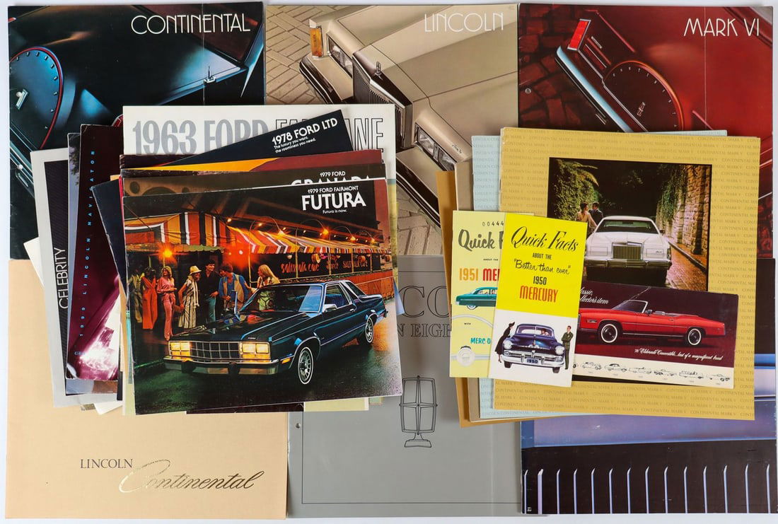 Automobilia Approximately 75 pieces of brochures from the 1 (1 of 2)