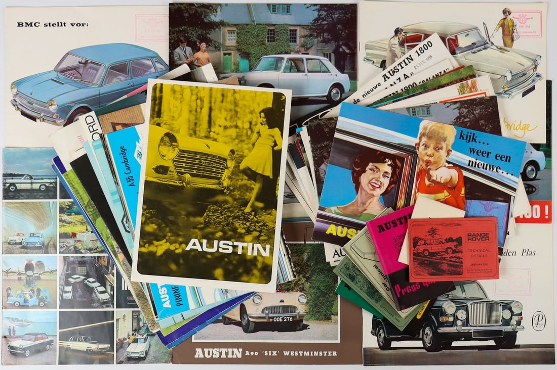 Automobilia Approximately 80 pieces brochures from English (1 of 1)