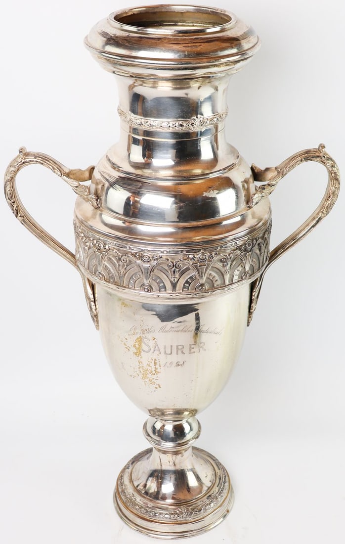 Automobilia Cup 'Don des Automobiles Industrials - Saurer 1: H: 67 cm