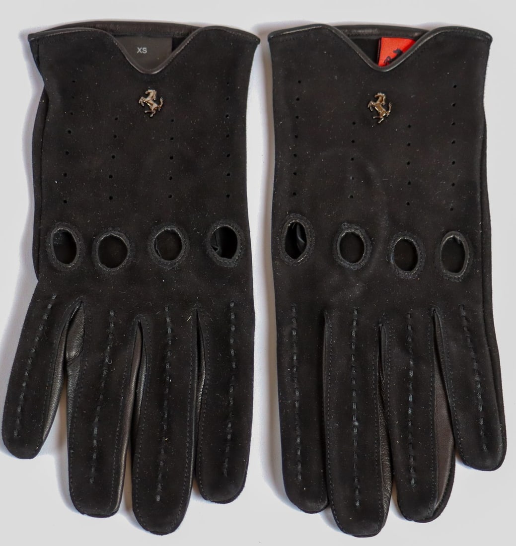 Ferrari Original leather gloves made from 100% lambskin (1 of 4)