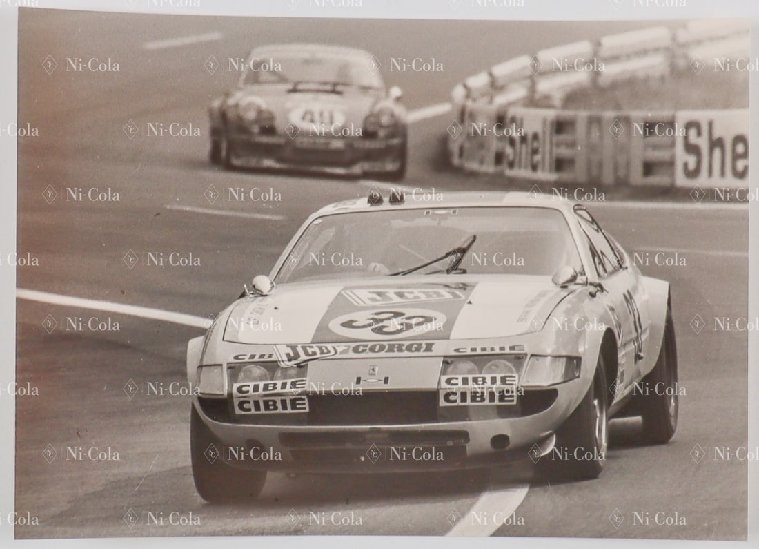 Ferrari Original B/W - Press photo 24h of Le Mans 1973: The 365 GTB/4 Daytona Competizione s/n 15681 by Corner / Green, 17.5 x 12.5 cm, stamped: Morelli - Bertier