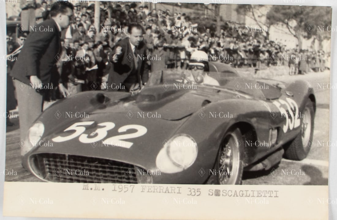 Ferrari Original B/W - Press photo Mille Miglia 1957: Shown on it is the later second-place finisher Wolfgang Graf Berghe von Trips with his Type 315S s/n 0674, 14.5 x 9.5 cm, stamped: Giornalfoto