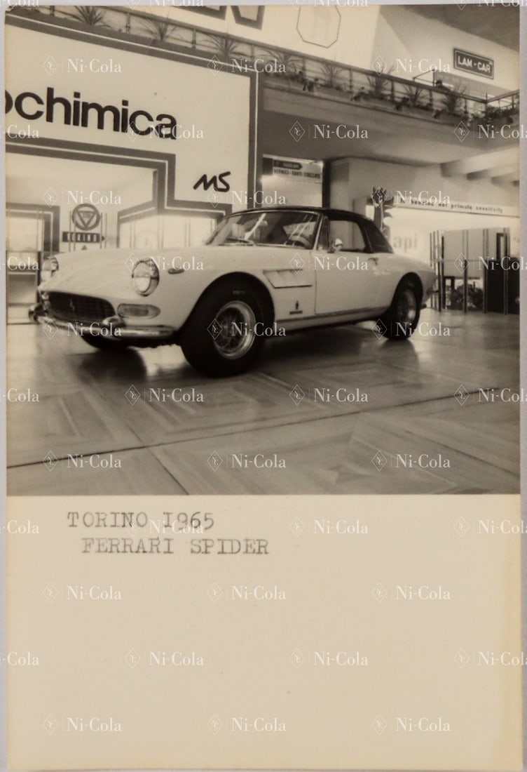 Ferrari Original B/W press photo Paris Motor Show 1964: Ferrari 275 GTS, s/n 06315, the 3rd prototype, rare photograph with hardtop, 14.5 x 9.5 cm