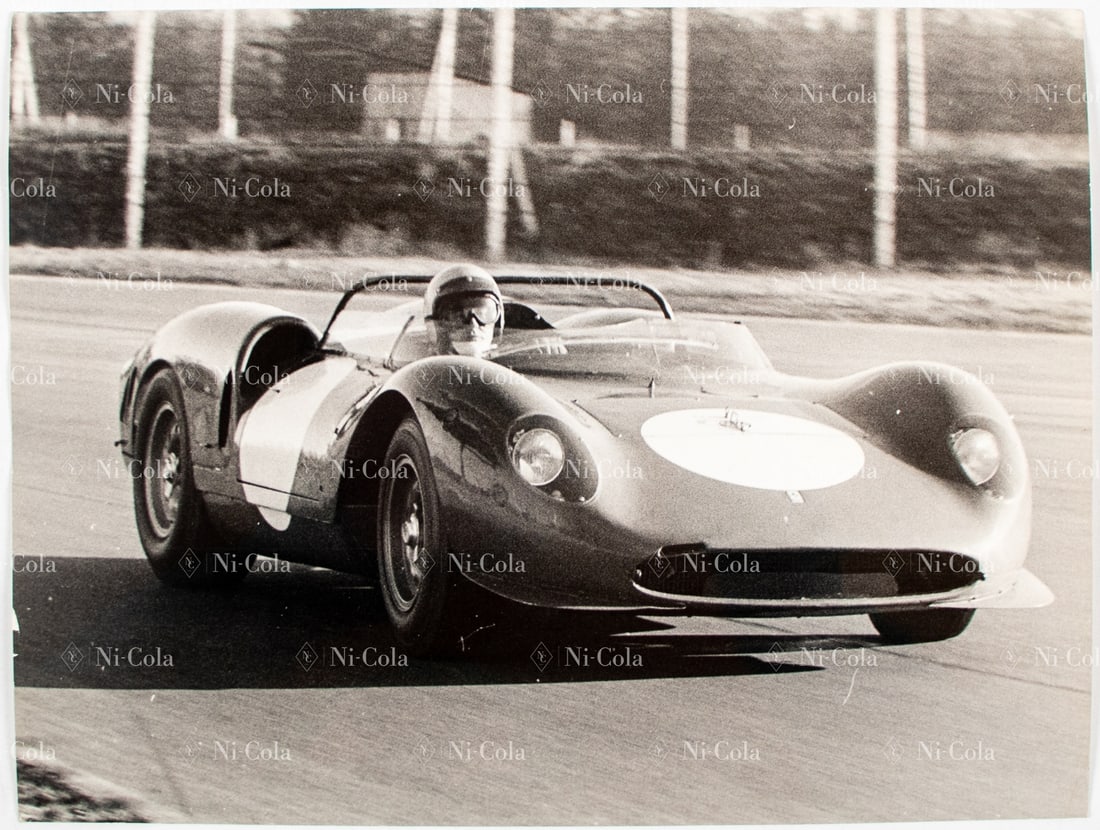 Ferrari Original B/W press photo test drives in Monza in De: Bandini and Scarfiotti tested the brand-new 330 P2 for the Le Mans race 1966, 23 x 17 cm