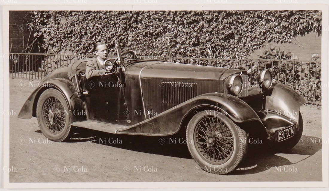 Mercedes-Benz Original B/W press photo: 9.5 x 16.5 cm