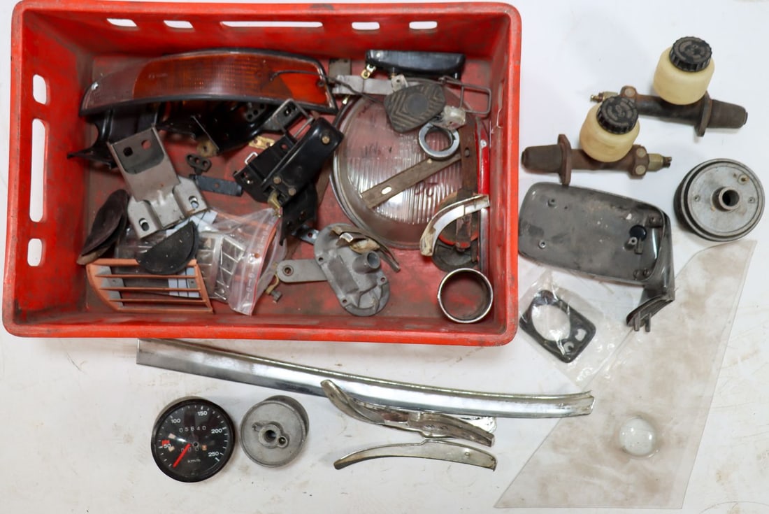 Porsche Approx. 40 pieces for Type 911 F and G-Model (1 of 1)