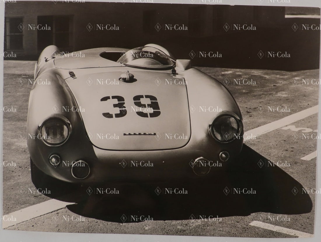 Porsche Original B/W press photo 550 A Spyder (1 of 2)