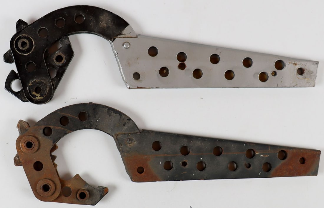 Porsche 19-piece on-board tool set circa 60s/70s: Porsche 19-piece on-board tool set circa 60s/70s