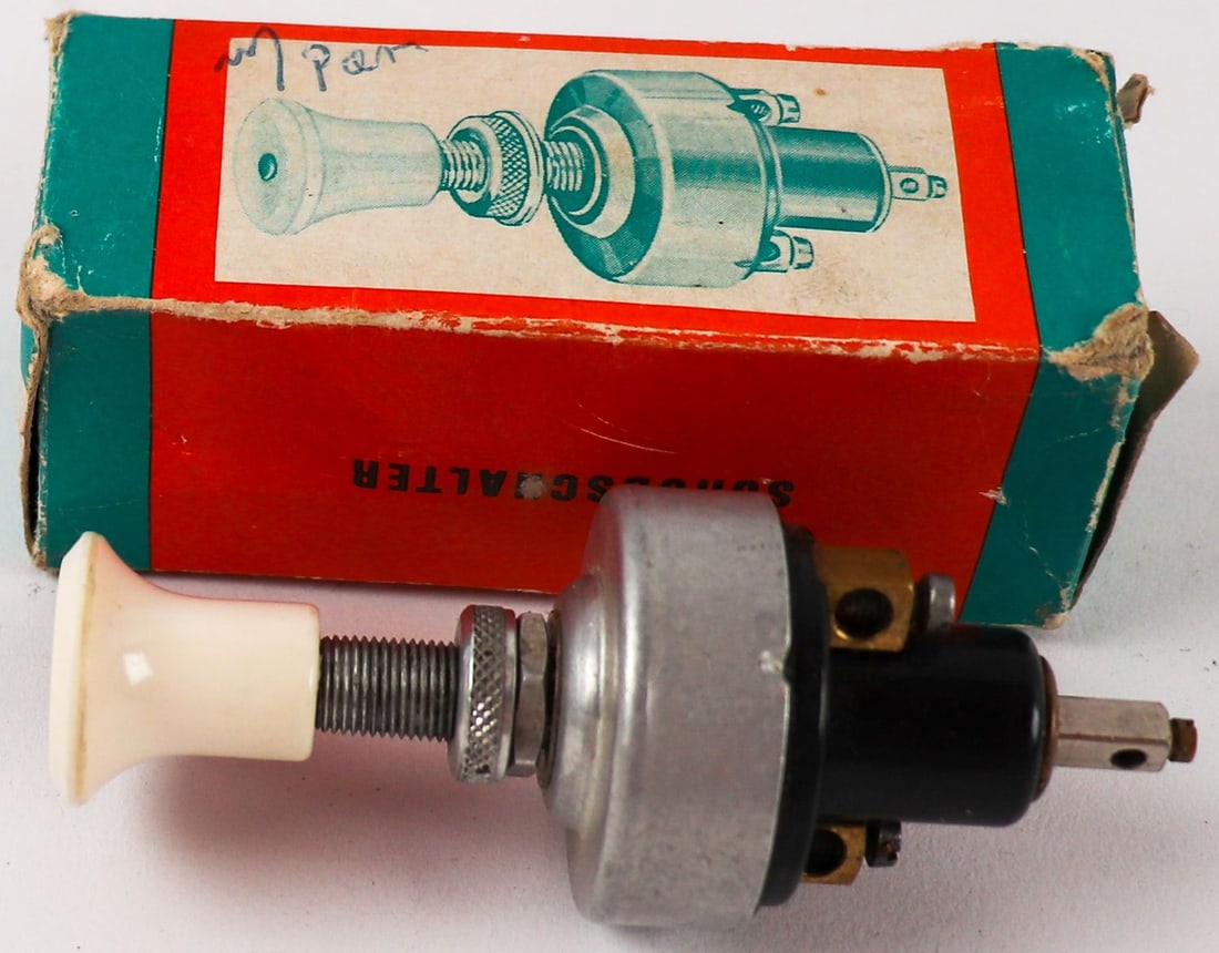 Porsche Pull switch lighting with indicator light for Type: Manufacturer: Robo, Color: white, NOS