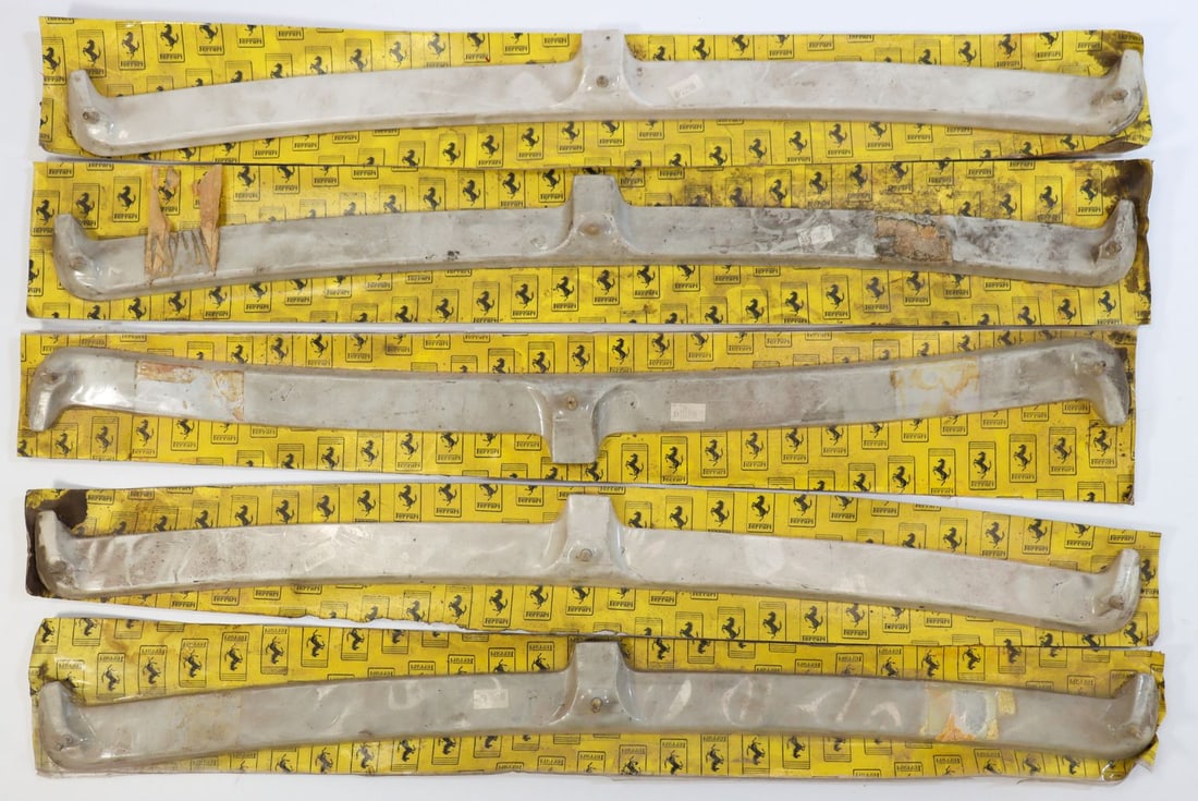 Ferrari 5x front hood drip rail NOS for type 355 (1 of 1)