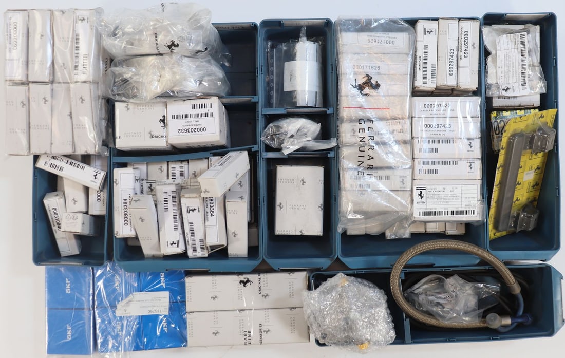Ferrari Approx. 170-piece spare parts NOS from the stock of: Cross-model for types from the 80s to 2010s, including type F40, F50, Testarossa etc., part numbers: 143784, 61119600, 239082, 297423, 107486, 754618, 186180, 290743, 803384, 203632, 116750, 808693, 3