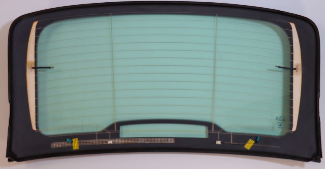 Ferrari NOS Rear Window for Type FF - 3