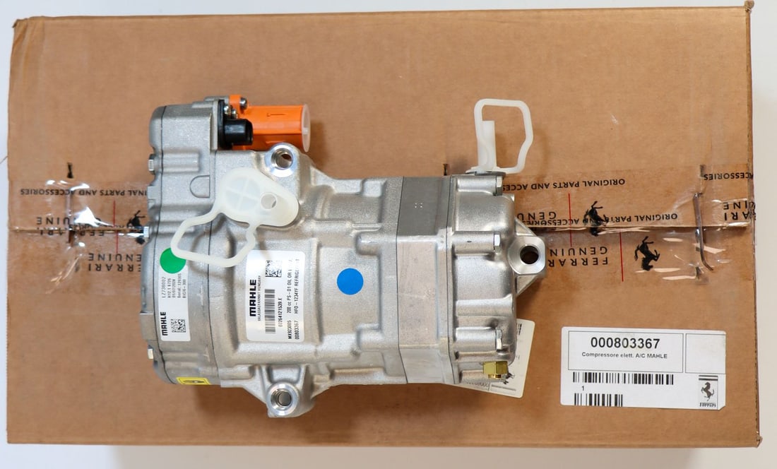 Ferrari Air conditioning compressor NOS for type SF90 and 2 (1 of 3)