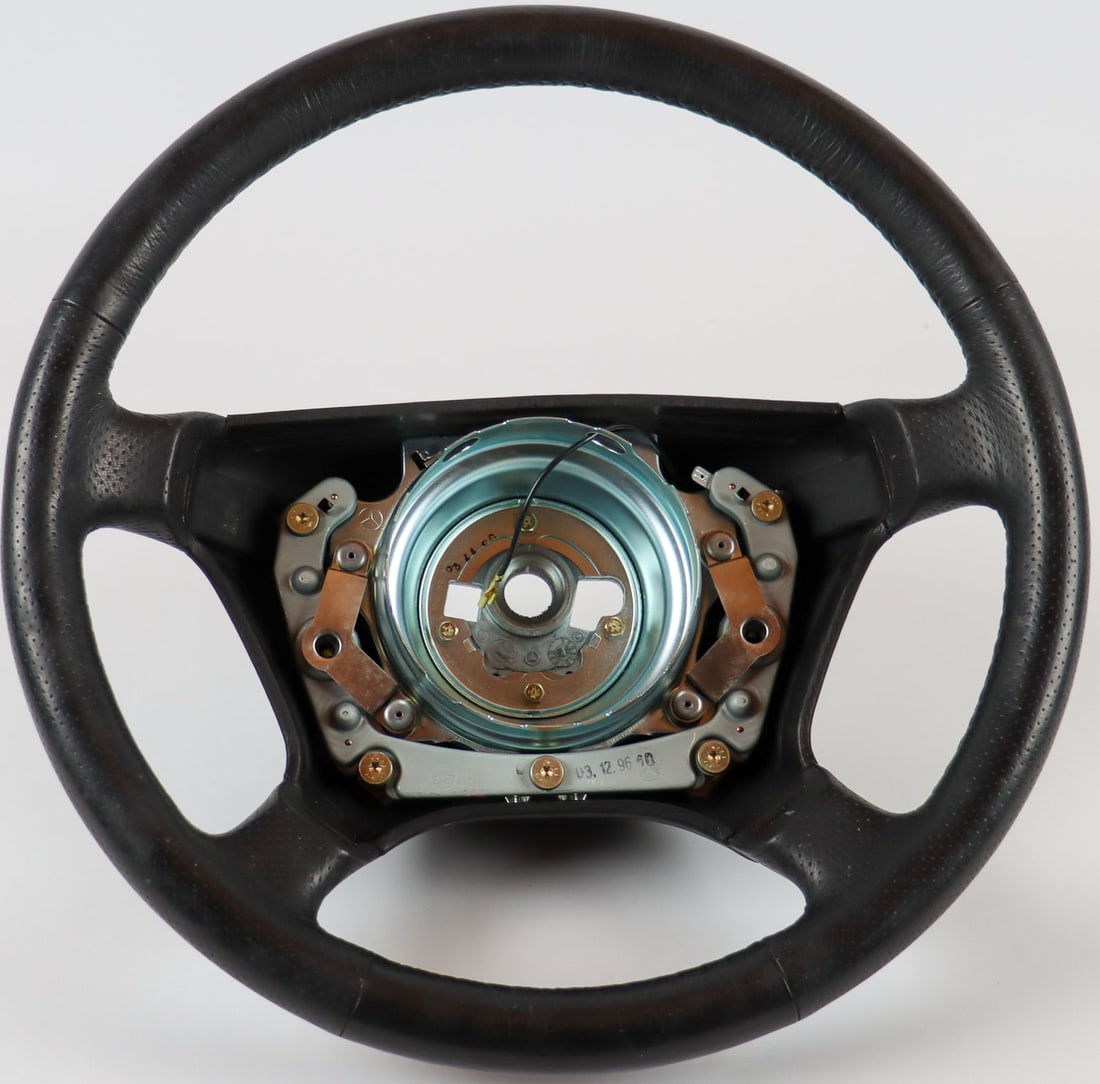 Mercedes-Benz Leather Steering Wheel for W107 (1 of 5)