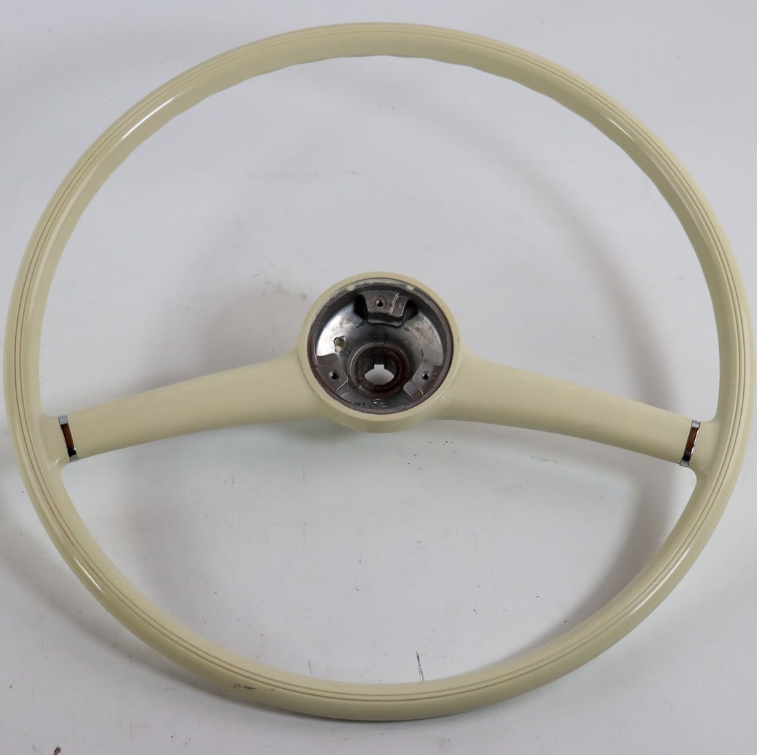 Mercedes-Benz Steering Wheel NOS for Type 300SL Roadster /: Color: White, in original packaging