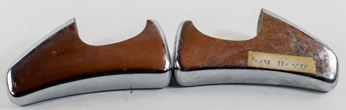Mercedes-Benz Set of Front Bumper Horns NOS for Type 300SL: Part numbers: 40.198.880.07.55 and 40.198.880.08.55, left and right side