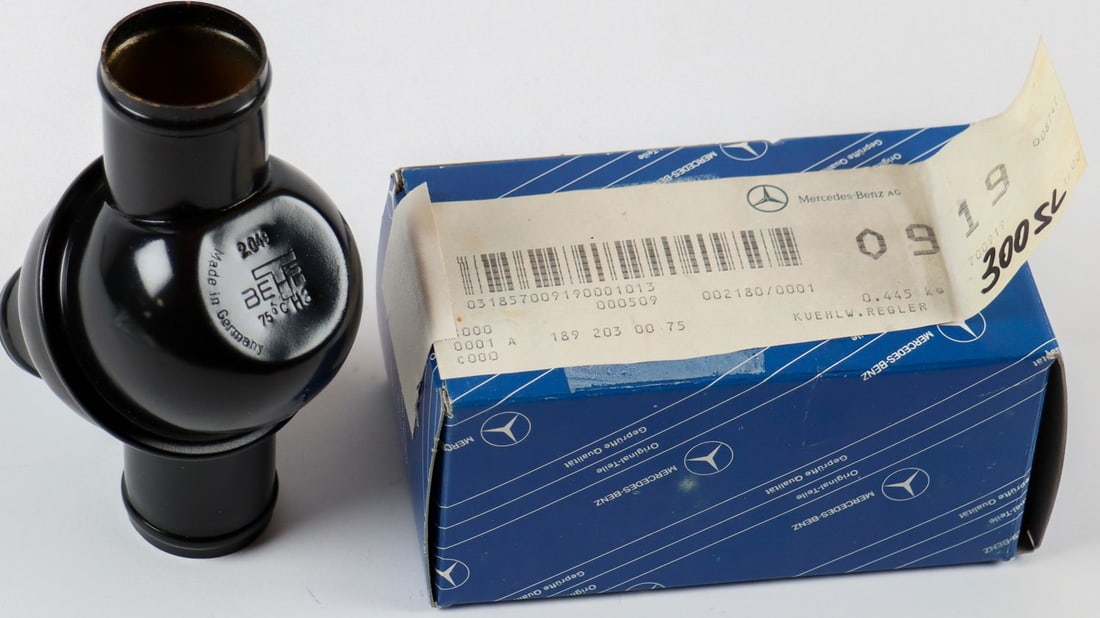 Mercedes-Benz Thermostat for Type 300SL (1 of 3)