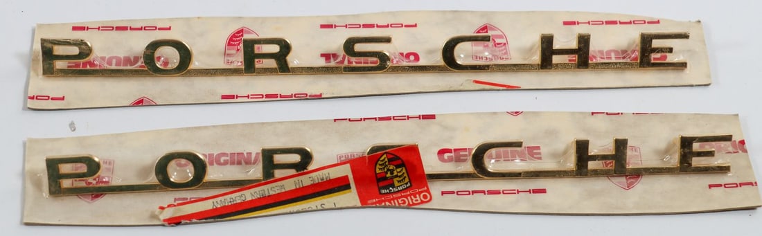 Porsche 2 x Badge Type 356: Part no.: 64455930105, NOS