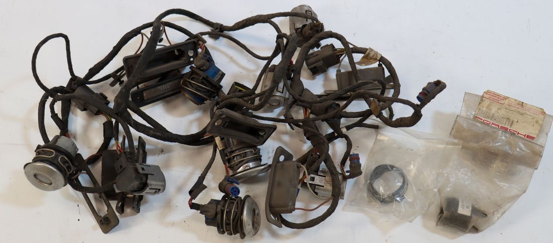 Porsche 14-piece wiring harness and parking sensors for typ (1 of 2)