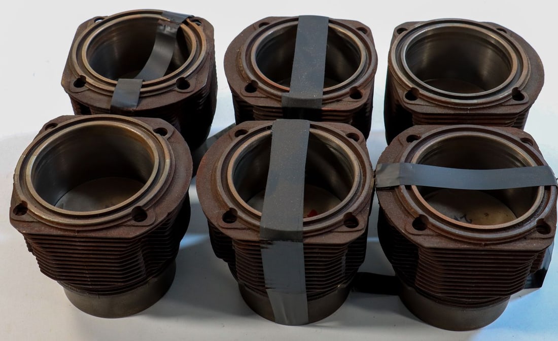 Porsche 1x set piston cylinders for Type 911 F-Model 2.4 T: Manufacturer: Mahle, used