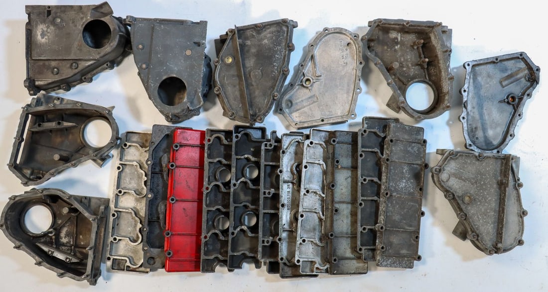 Porsche 20-piece valve covers and camshaft housings for Typ: Part no. 901.105.101.1R, 901.105.102.1R, 901.105.116.2R, 901.105.115.0R, used