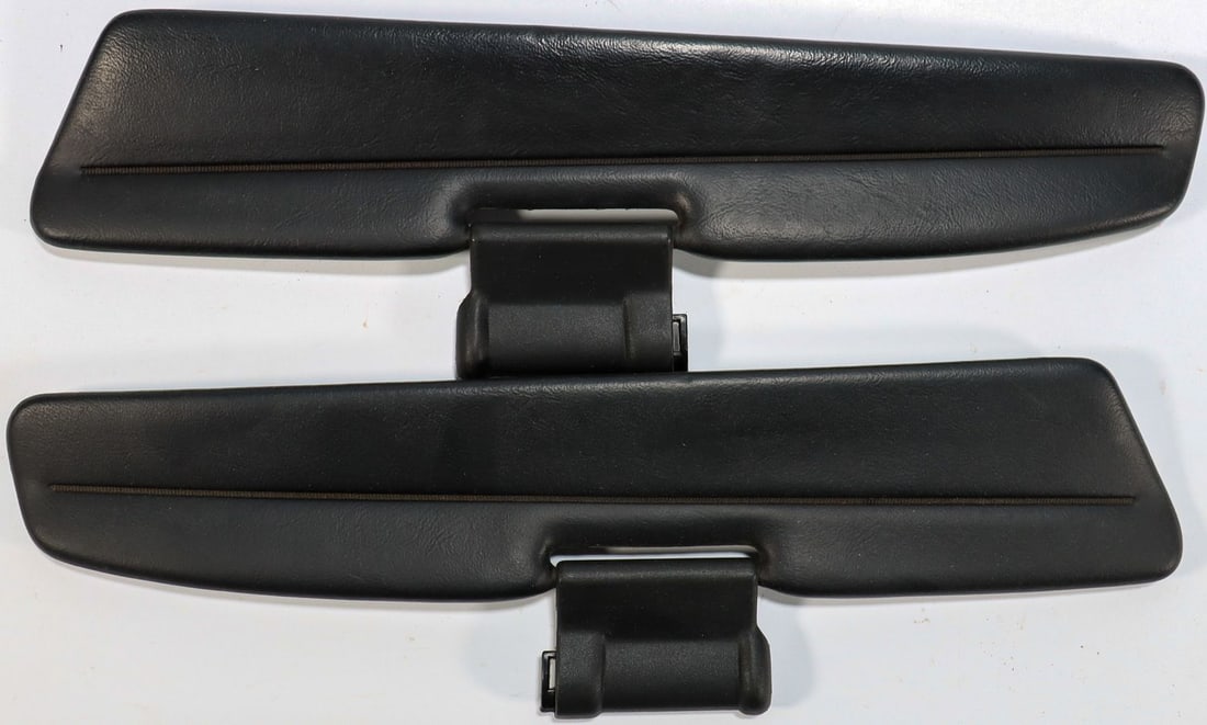 Porsche 2x sun visors for type 964 Speedster: Used