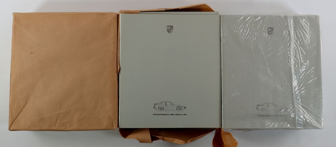 Porsche 75 x Sales Brochure Porsche 944, 924S, 944 Turbo (1 of 1)