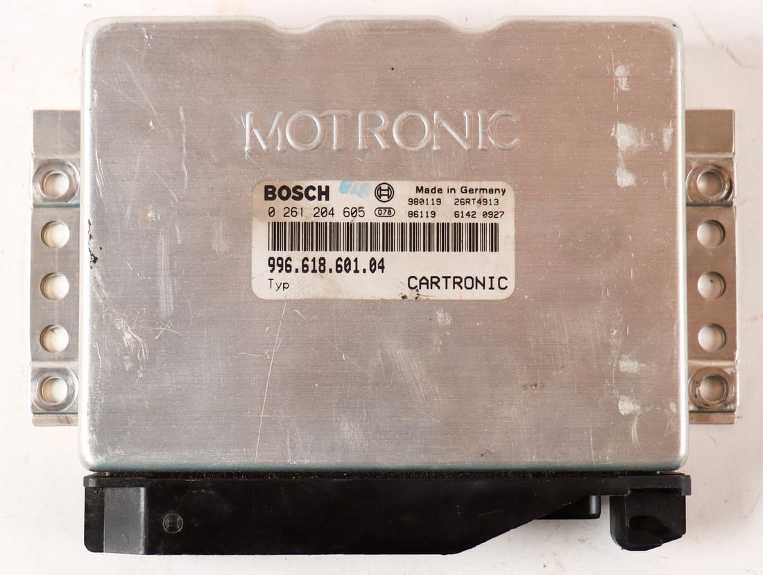 Porsche Control Unit for Type 996 (1 of 2)