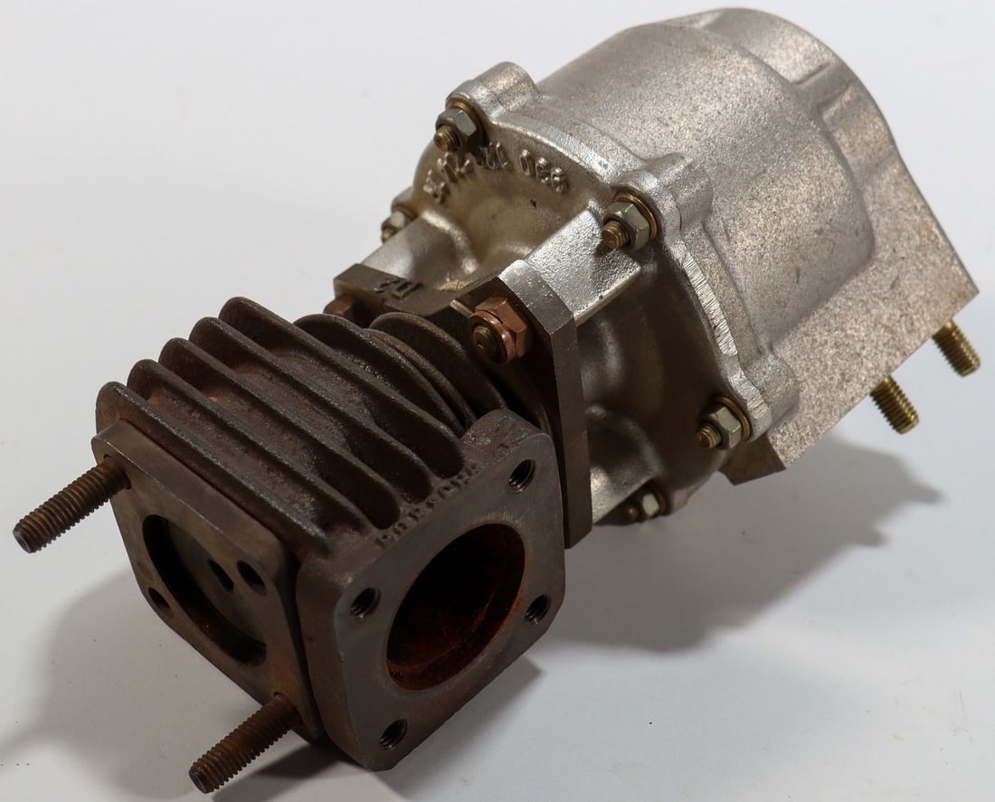 Porsche Wastegate for Type 930 Turbo: Part no. 930.123.060.10, 930.123.124.1R, NOS