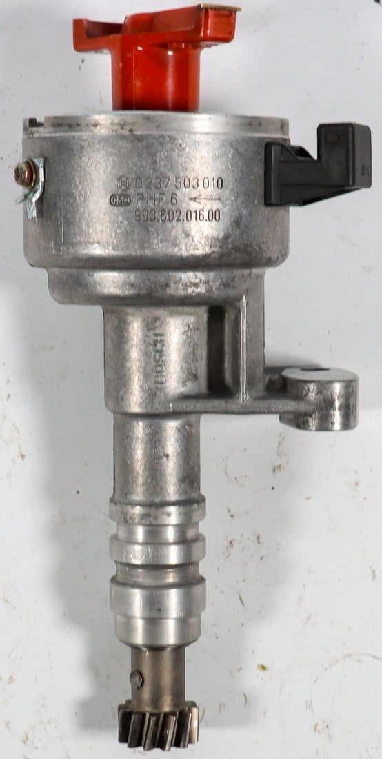 Porsche Ignition Distributor for Type 993: Part no. 993.602.016.00, overhauled