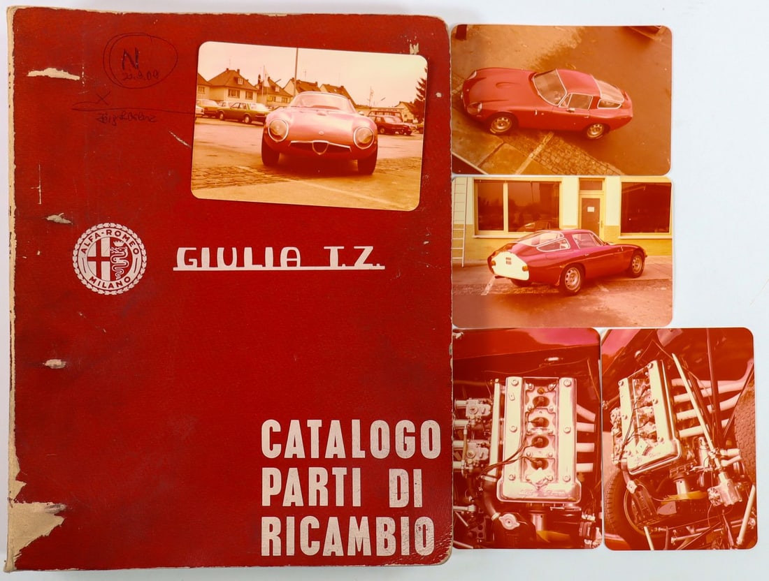 Alfa Romeo Spare Parts Catalog for Type Giulia T.Z. from 19: No 1051 - 3/1965 (700), Italian, incl. 5 original color photos, 9 x 13 cm