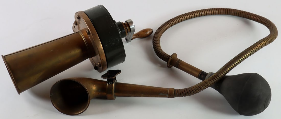 Automobilia 2-piece, approx. 1910s/1920s (1 of 4)