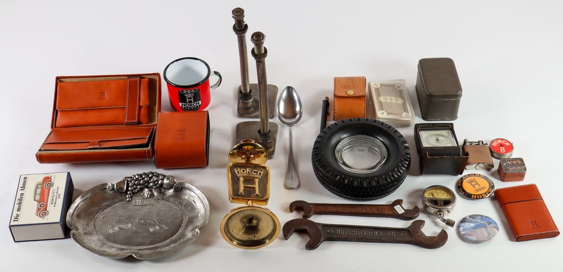 Automobilia 22-piece Horch / Auto Union 1920s–1990s: Leather cases, pewter dish Horch Typ 853, Horch candlestick (gold-plated), ashtray, 2 open-end wrenches 'Horch Werke A.G. Zwickau', etc.