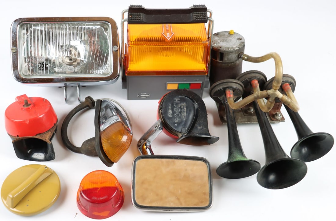 Automobilia 9-piece 50s-80s (1 of 4)