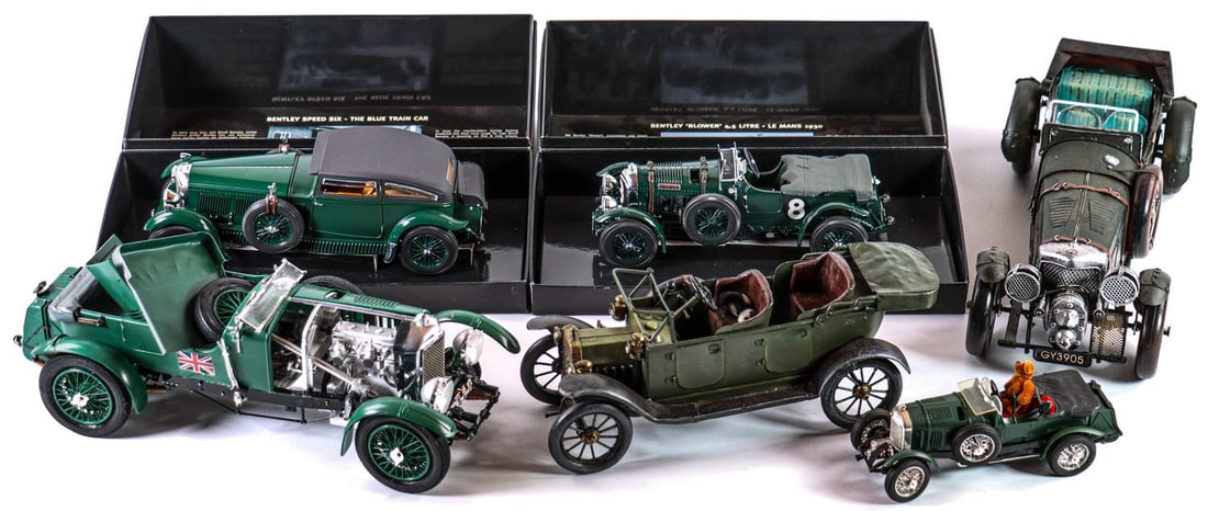Bentley 6-piece Model Cars: 2x Minichamp in scale 1:18, Bentley 6.5 Litre Blue Train Special 1930 and Bentley 'Blower 4.5 Litre Le Mans 1930', 2x metal model (1x manufacturer Jayland etc.), L: approx. 40 cm and approx. 30 cm