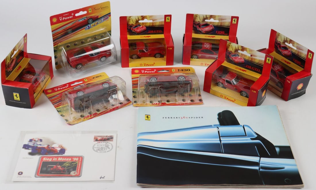 Ferrari 10-piece: 8 model cars by Shell-V-Power, original packaging, M: 1:38, plus sales brochure Ferrari 360 Spider (1602/00), original phone card 'Michael Schumacher Sieg in Monza `96' from 1999 (original packaging a