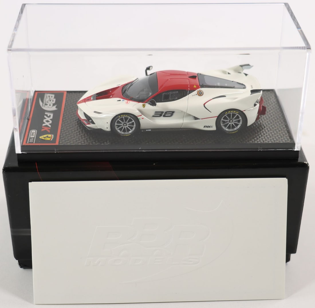 Ferrari Limited edition model car Ferrari FXXK (1 of 2)