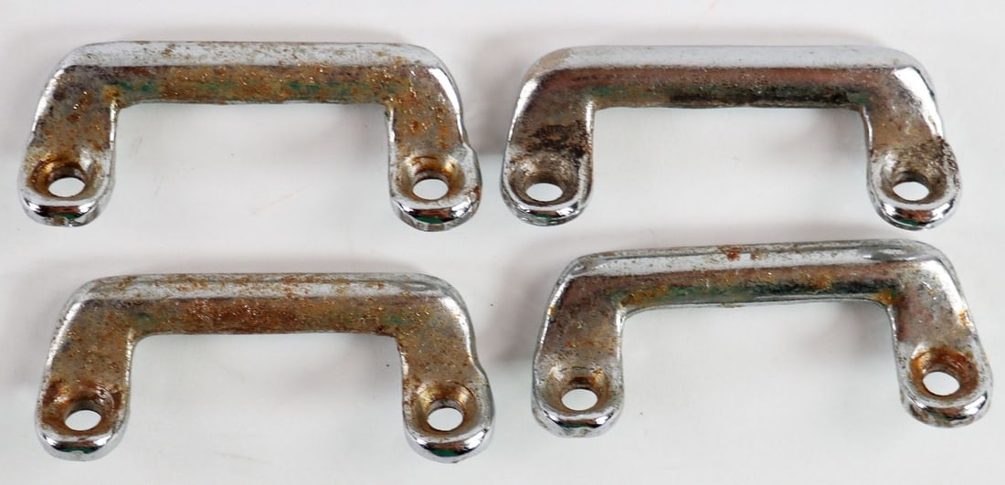 Porsche 4 original rear bench + spare wheel holder: Chrome, used